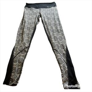 Black and white Marmot leggings